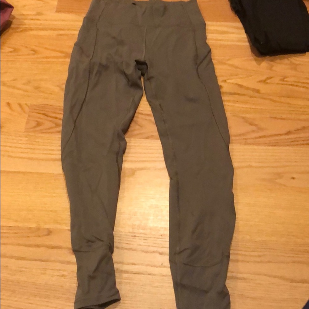 Lululemon leggings, size 6